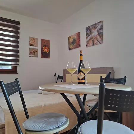 Zlatiborski Konaci K14 A10 즐라티보