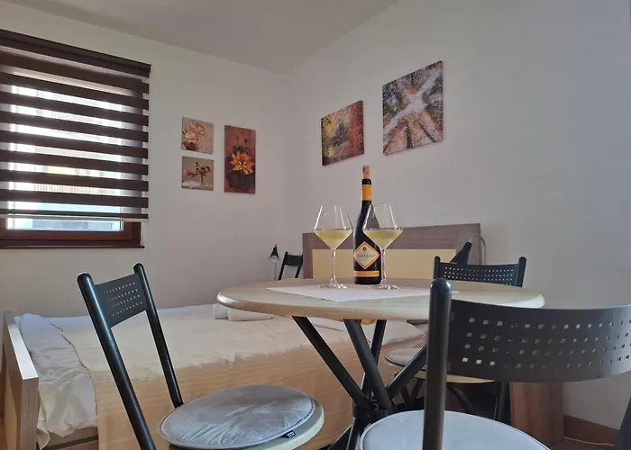 Zlatiborski Konaci K14 A10 ズラティボール