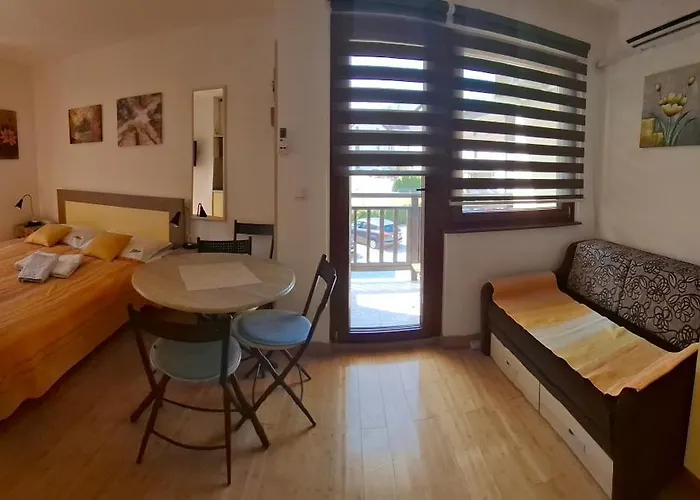 Zlatiborski Konaci K14 A10 * ズラティボール